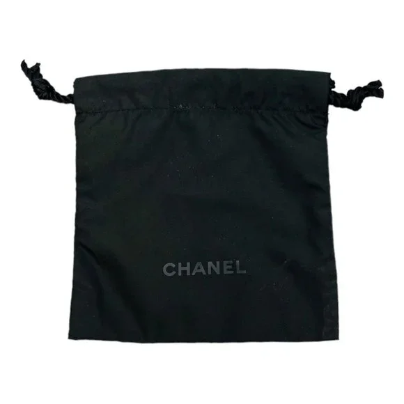 Chanel Gift Bag Set Authentic Pouch Tissue Paper and Gift Bag - Picture 7 of 9